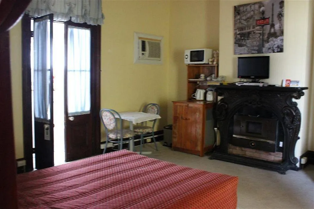 Warwick Settlers Inn 3*,  Australien